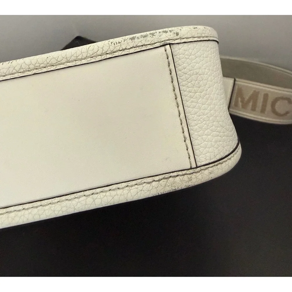 Michael Kors Luisa Messenger Bag White Pebbled Leather Gold Summer Sleek - Picture 8 of 16